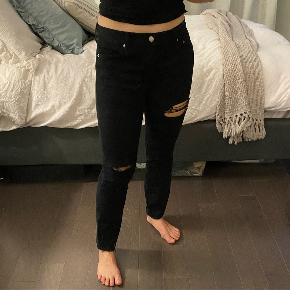 GAP Ripped Black Jeans - Picture 2 of 5